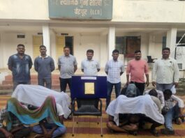 स्थानीय अपराध शाखा का बड़ा अभियान: बाबूपेठ स्थित तीन पत्ती जुआ अड्डे पर छापा, 10 आरोपी गिरफ्तार