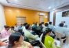 जनहित को प्राथमिकता देकर करें कार्य — मच्छिंद्रनाथ धस भद्रावती पंचायत समिति में विभिन्न विकास योजनाओं की समीक्षा बैठक आयोजित